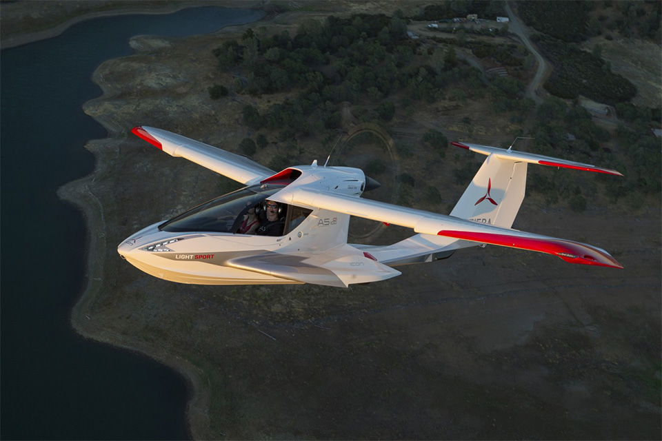 Icon A5 - Dude Shopping